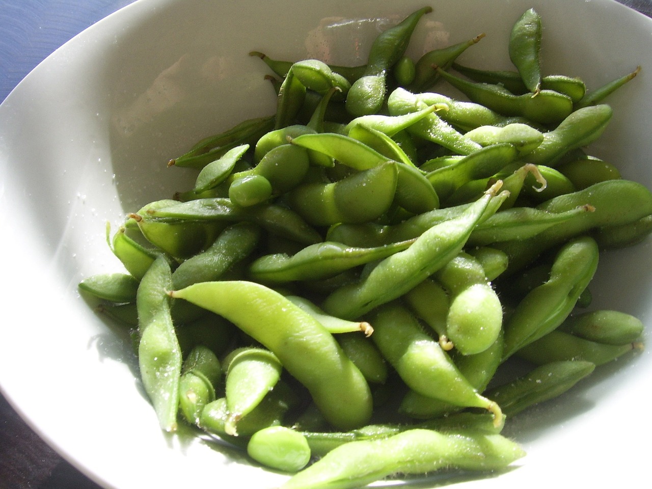 soybeans in a bowl by PublicDomainPictures via Pixabay